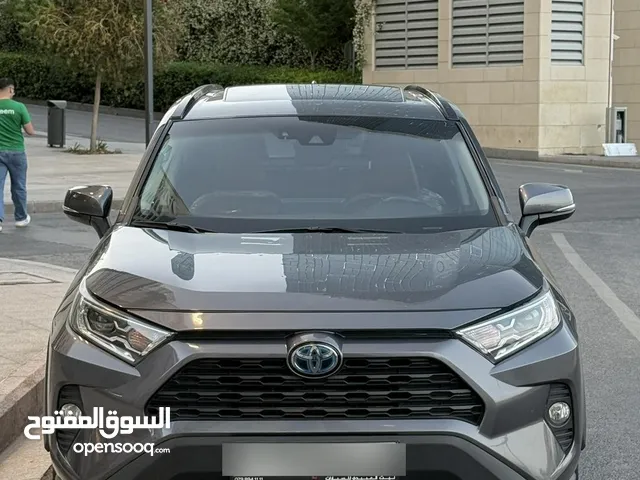 تويوتا RAV4 موديل 2020 فل الفل XLE فحص كامل قاطع مسافه 40 الف مايل للبيع بحالة الوكاله