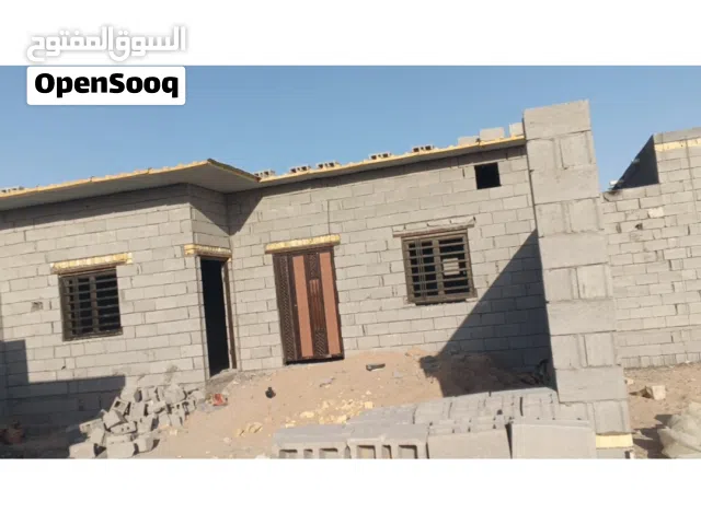 180 m2 2 Bedrooms Townhouse for Sale in Basra Karmat Ali