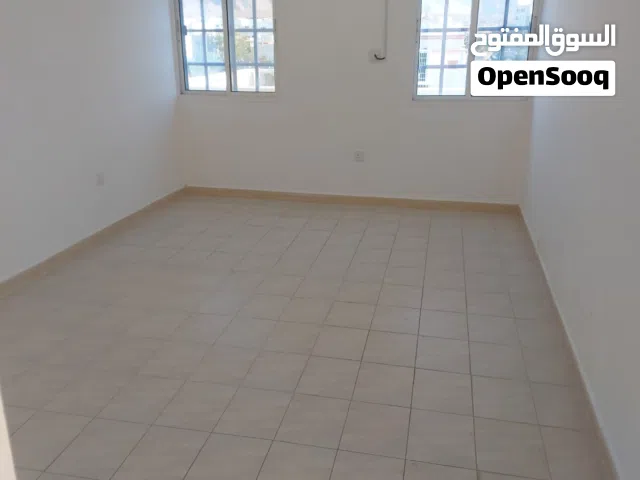 115 m2 2 Bedrooms Apartments for Rent in Muscat Ghubrah