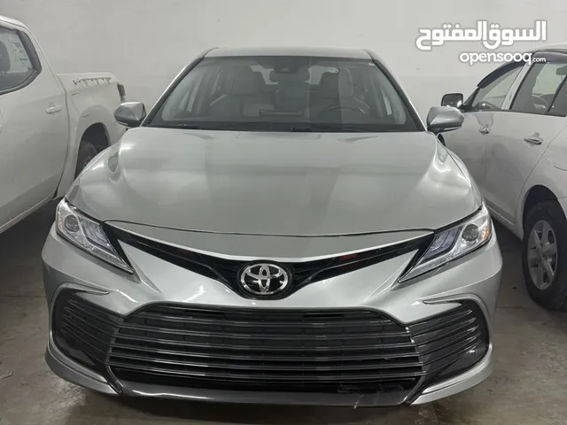 كامري 2023 XLE فول مواصفات بدون ايرباك بسعر مناسب