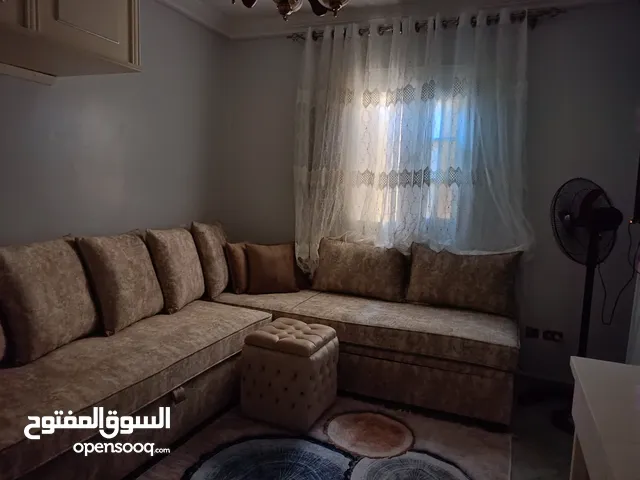 ركنة بسحارة وسرير ذوق راقي للبيع