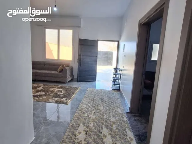 2 Bedrooms Chalet for Rent in Tripoli Ain Zara