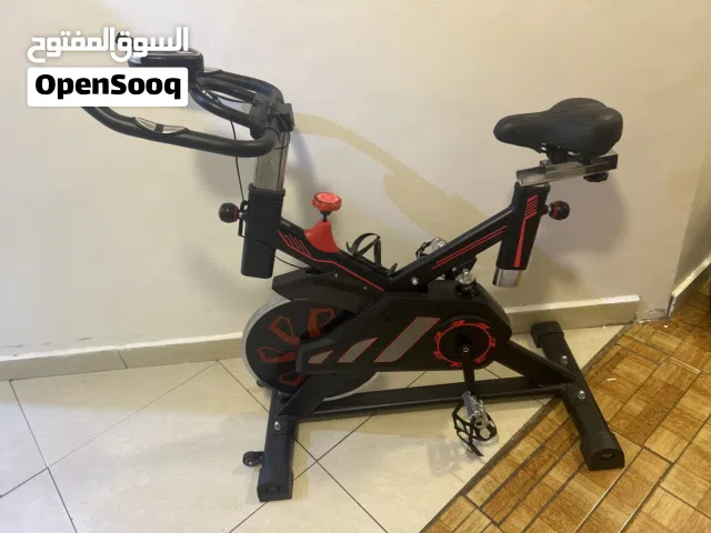 دراجة تمارين رياضية (Spinning Bike) بحالة ممتازة
