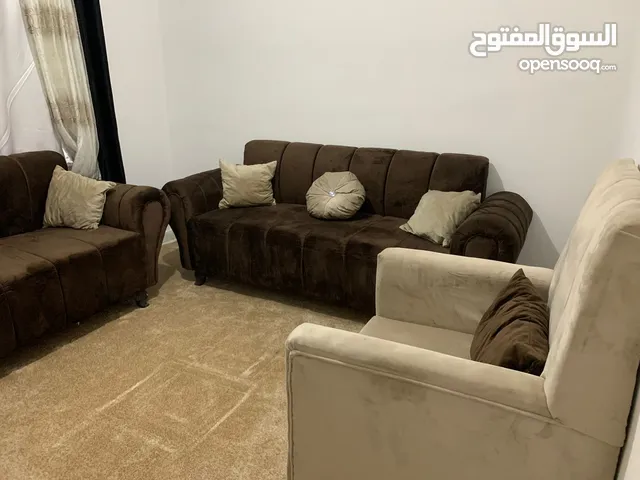 غرفة استعمال شهرين