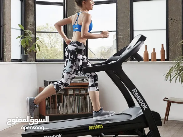 جهاز تردمل Reebok ZR8 بحالة ممتازة جدا للبيع
