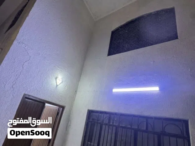 بيت للايجار الخضراء للانشطة التجاريه شارع 30م قرب الشارع العام للمكاتب او الشركات