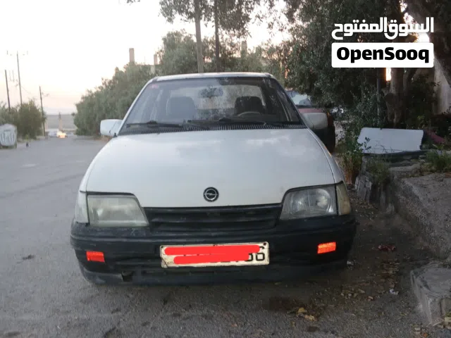 1990 أوبل كاديت