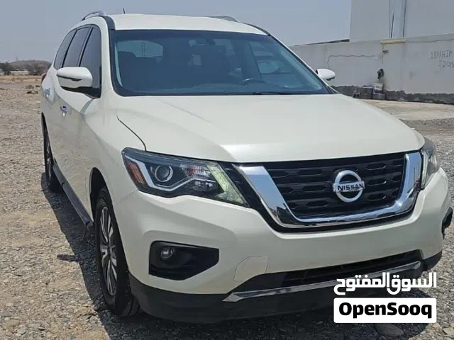 نيسان باثفيندر للبيع (الوصف مهم)