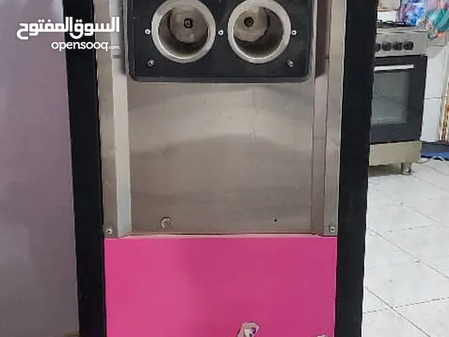 آلة ايسكريم جديدة لم تستخدم