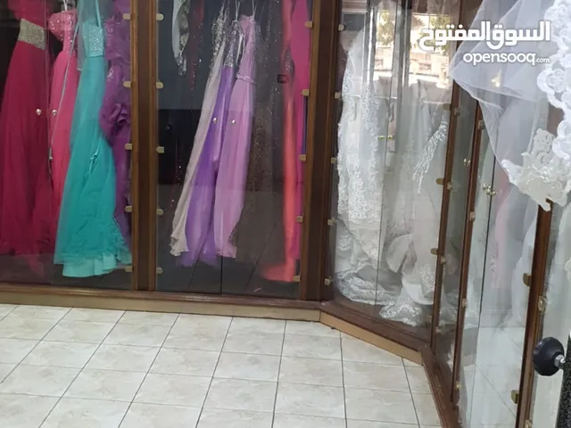 معرض كامل للبيع 1200