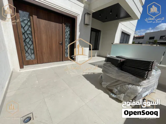 250 m2 4 Bedrooms Apartments for Rent in Amman Abdoun