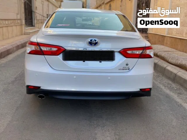 بسم الله الرحمن الرحيم  تويتا كامري 2020فل كامل نضيفه   ممشه 177 الف   قير تماتك القير علا شرط