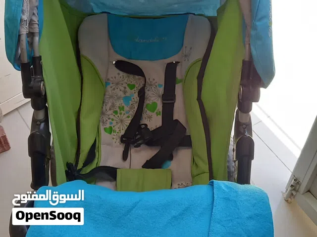 عربة اطفال ممتازة للبيع