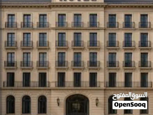 فندق للبيع وسط طرابلس
