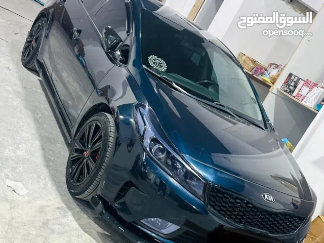 Used Kia K3 in Hebron