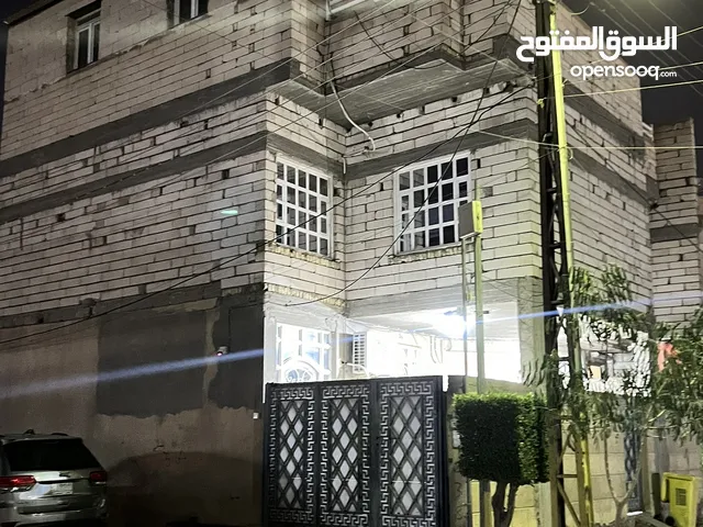 100 m2 4 Bedrooms Townhouse for Sale in Basra Dur Al-Naft