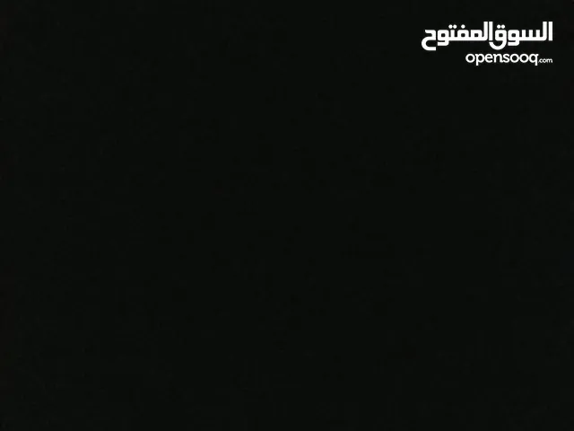 يوجد لدينا محلات للايجار بدون نقل قدم وهناجر للايجار ف حده وماحولها