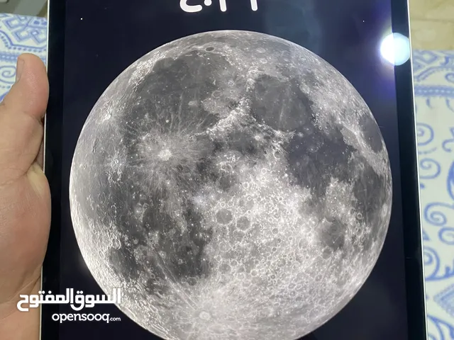 أيباد 11 برو الجيل الرابع معالج m2 للبيع خصم 20 دينار اذا ما فاصلت