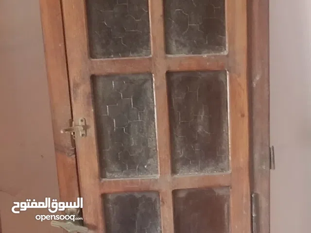 باب خشب للبلكونه