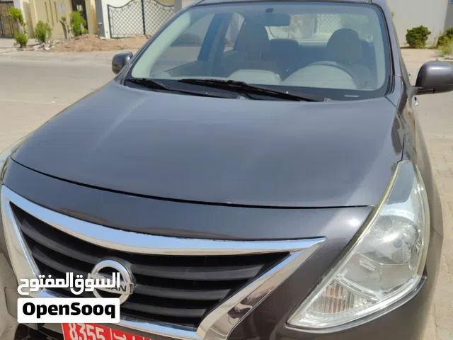 2018 نيسان صني Standard