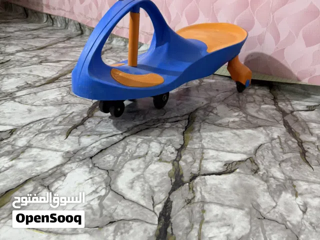 سياره أطفال دفع