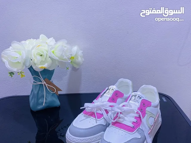 Multicolor Comfort Shoes in Basra