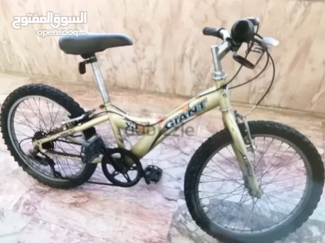 دراجة هوائية جديدة