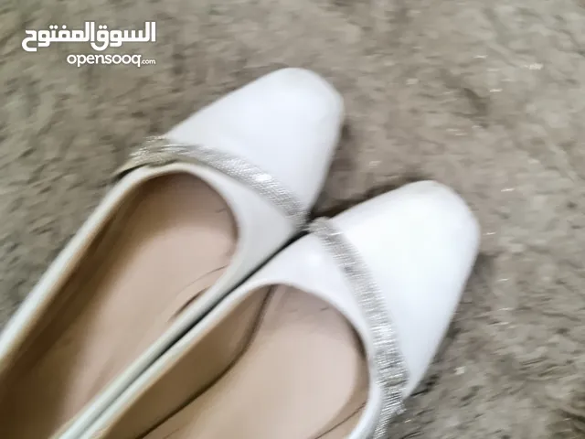 White Comfort Shoes in Irbid