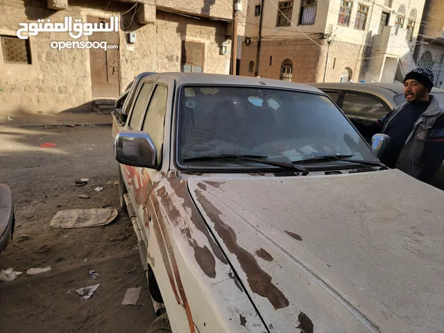 Used Toyota Hilux in Sana'a