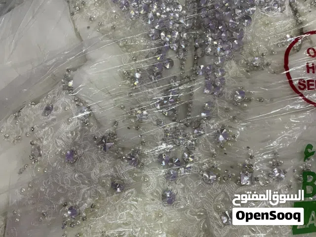 فستان عرس استعمال نظيف بـBD 20