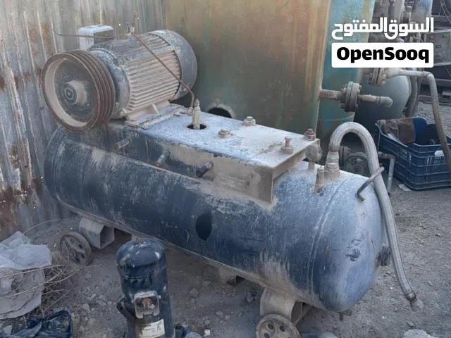 معدات صناعية