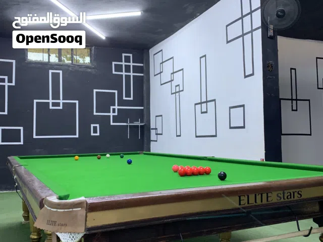 طاولة سنوكر وطبش للبيع
