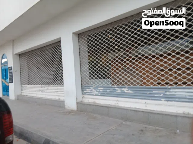صالة كبيرة علي دورين عالرئيسي للإيجار