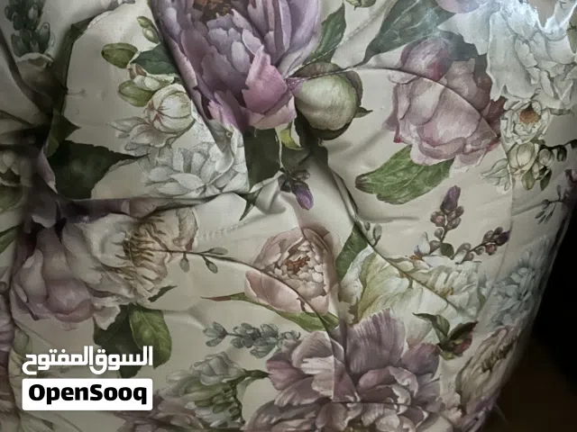 لحافات صناعة إيطالية للبيع جديد