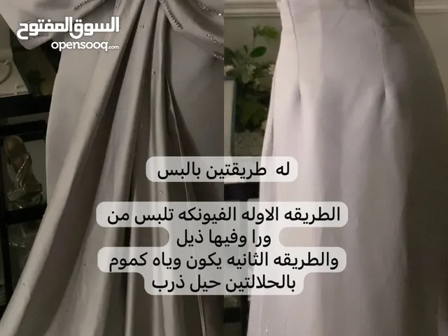 للبيع فستان لبسه وحده للمصممه. natashi.kw8
