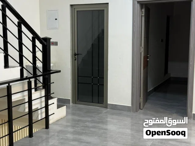 170 m2 4 Bedrooms Townhouse for Rent in Basra Other