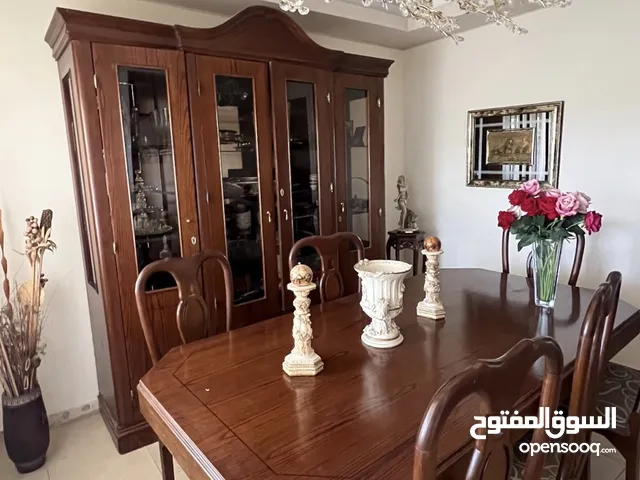 اثاث للبيع