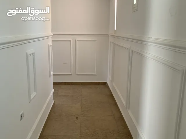 270 m2 5 Bedrooms Apartments for Rent in Tripoli Al-Seyaheyya