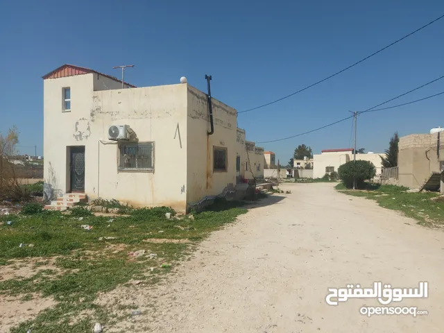 125 m2 3 Bedrooms Townhouse for Sale in Mafraq Mughayyer Al-Sarhan
