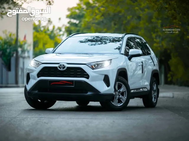 TOYOTA RAV4 WHITE 2024 GREAT CONDITION AS BRAND NEW LOW MILEAGE ( CLEARANCE SALE)