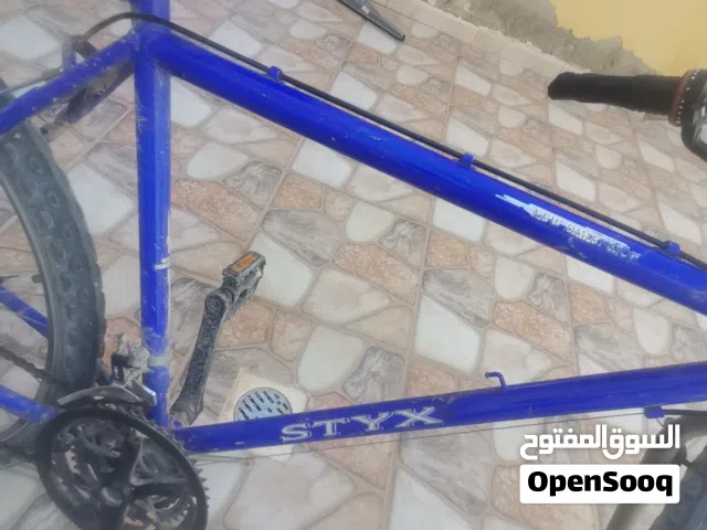 دراجة ربي يبارك مرشات يخدمو ازوز ربي يبارك فرينات حتا هما يخدمو دراجة ولا عيب بادن الله