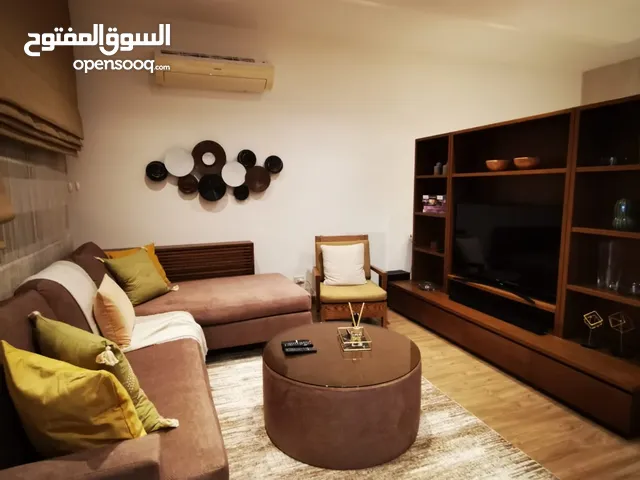 شقة فااخرة مفروشة (2نوم ماستر) للإيجار في منطقة  #عبدون / طابق ثاني / 150م