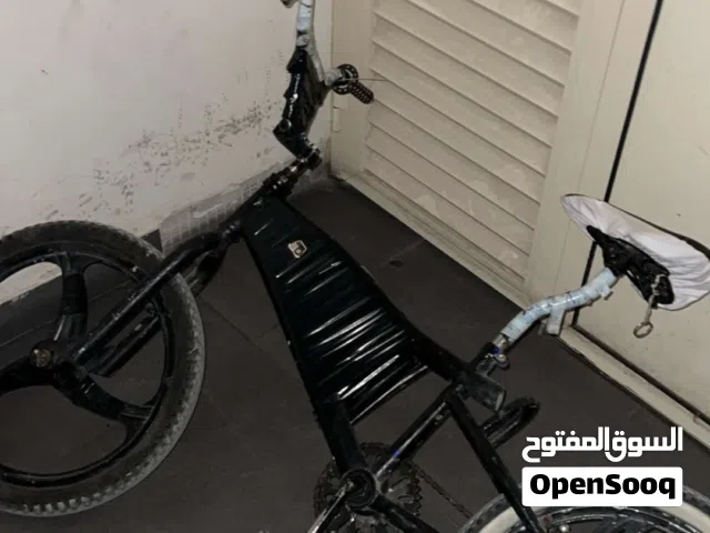 كوبرا اصلي وحجم او مقاس 20 والرنقات نادره ماتحصل مثله ب السوق بدون سكان