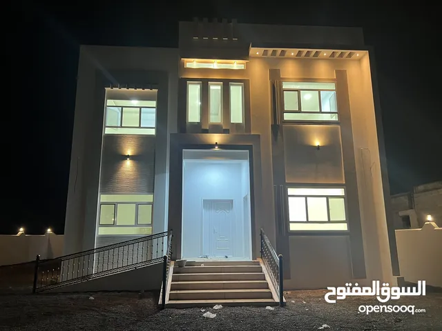 بيع منازل فاخرة بأسعار مميزة في صحم
