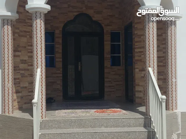 منزل قريب جميع الخدمات للبيع