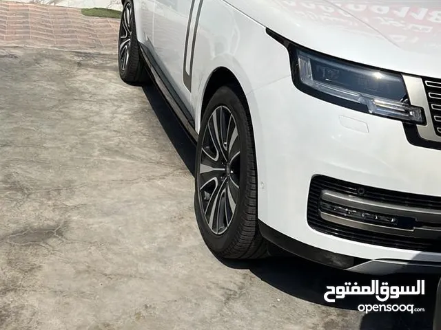 SUV Land Rover in Al Jahra