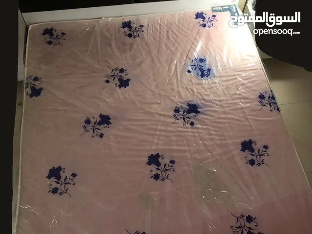 فراش ابو نفرين مستخدم اقل سبوع