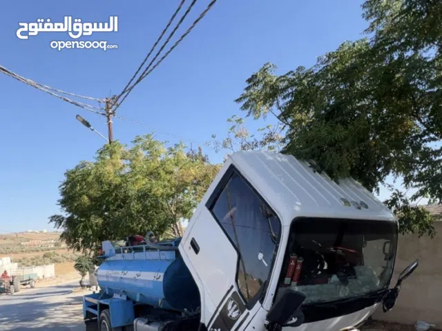 متسوبيشي كانتر 93