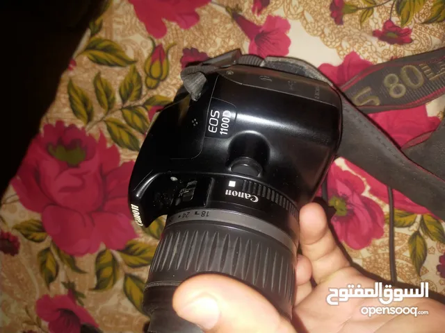 Canon 1100d DSLR camera