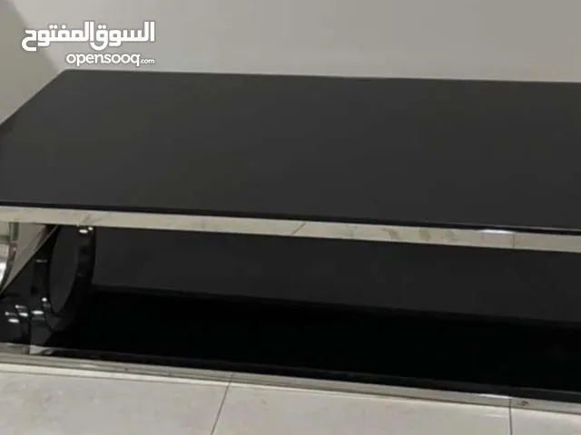طاولة زجاجية